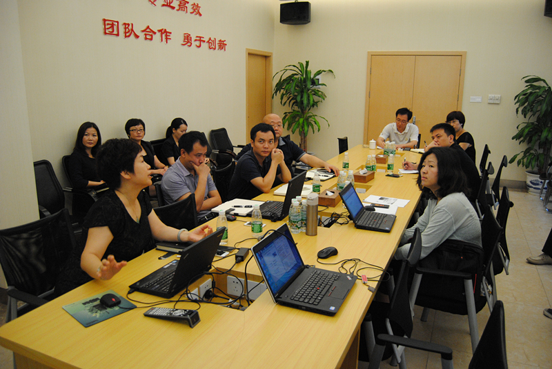 中免集團(tuán)董事長、總經(jīng)理彭輝蒞臨三亞免稅店視察指導(dǎo)工作