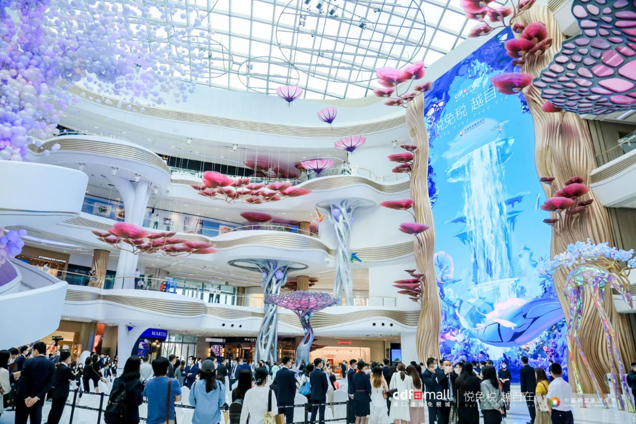 ?？趪?guó)際免稅城盛大開(kāi)業(yè) “獨(dú)家”“首店”領(lǐng)銜免稅消費(fèi)盛宴